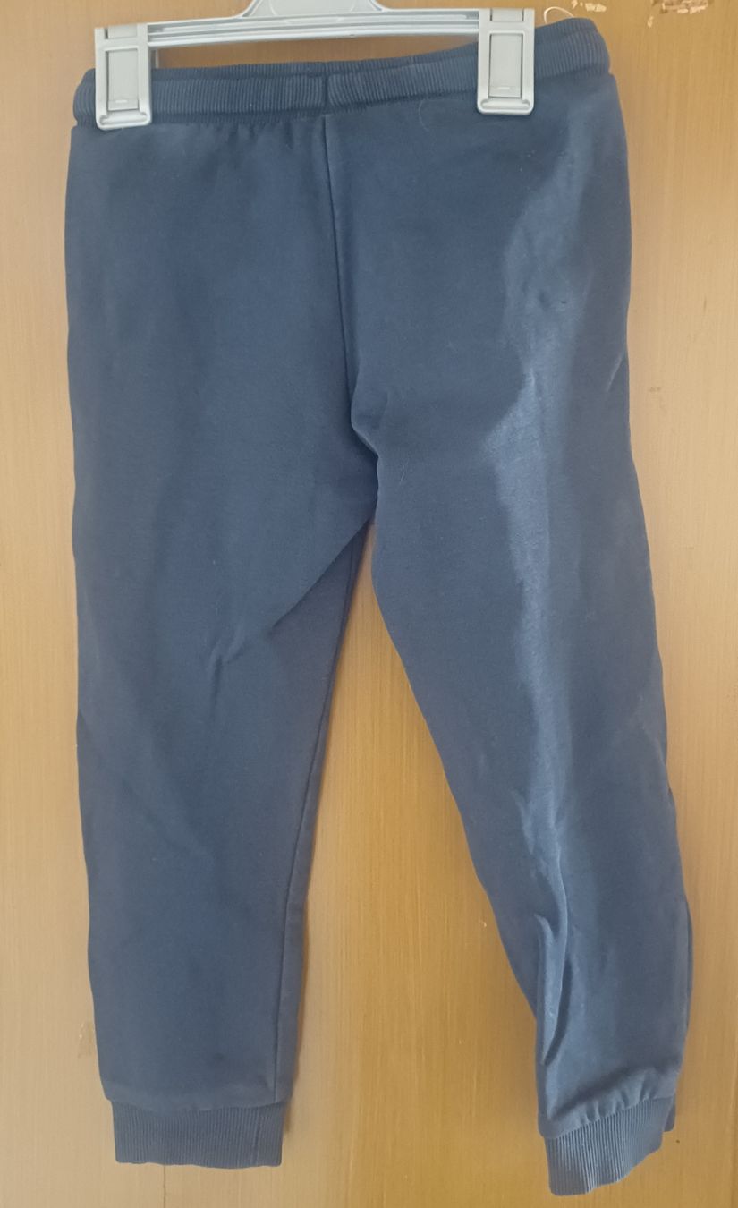 C&A Pantaloni: Trainerhose Grösse 110 von C&A – Usato da Schönenwerd venduto da pomodor 1