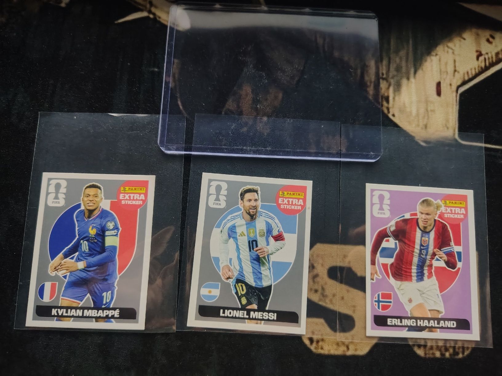 Panini Carte collezionabili: Panini Extra Sticker: Messi Silber, Silber Mbappe, Haaland – Nuovo (secondo la descrizione) da kriens venduto da SunFu