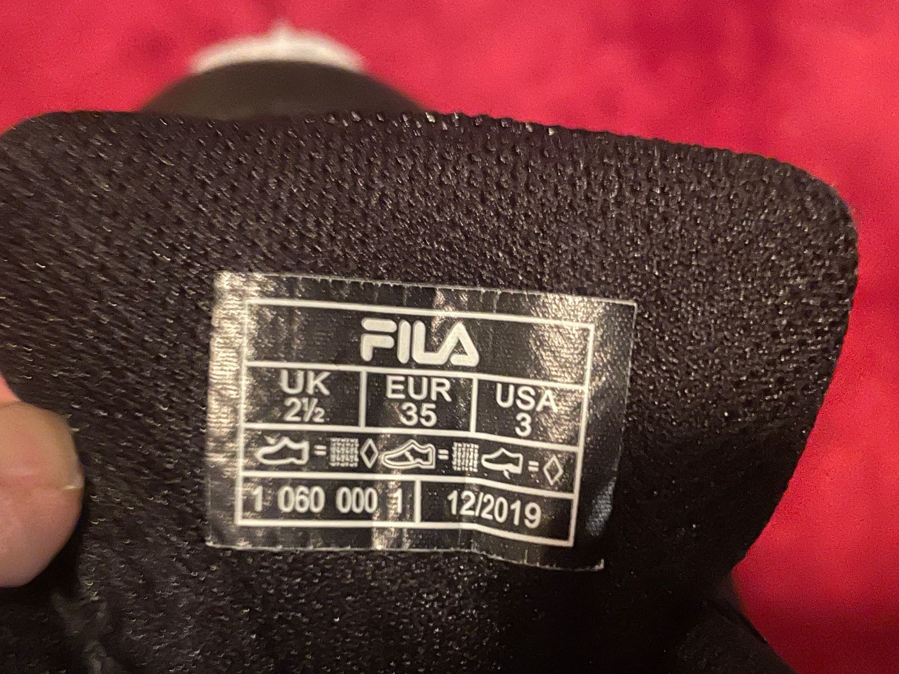 Fila Herrenschuhe: Schwarze Fila Sneaker, Gr 35 – Gebraucht aus Zürich von Capetown14 3