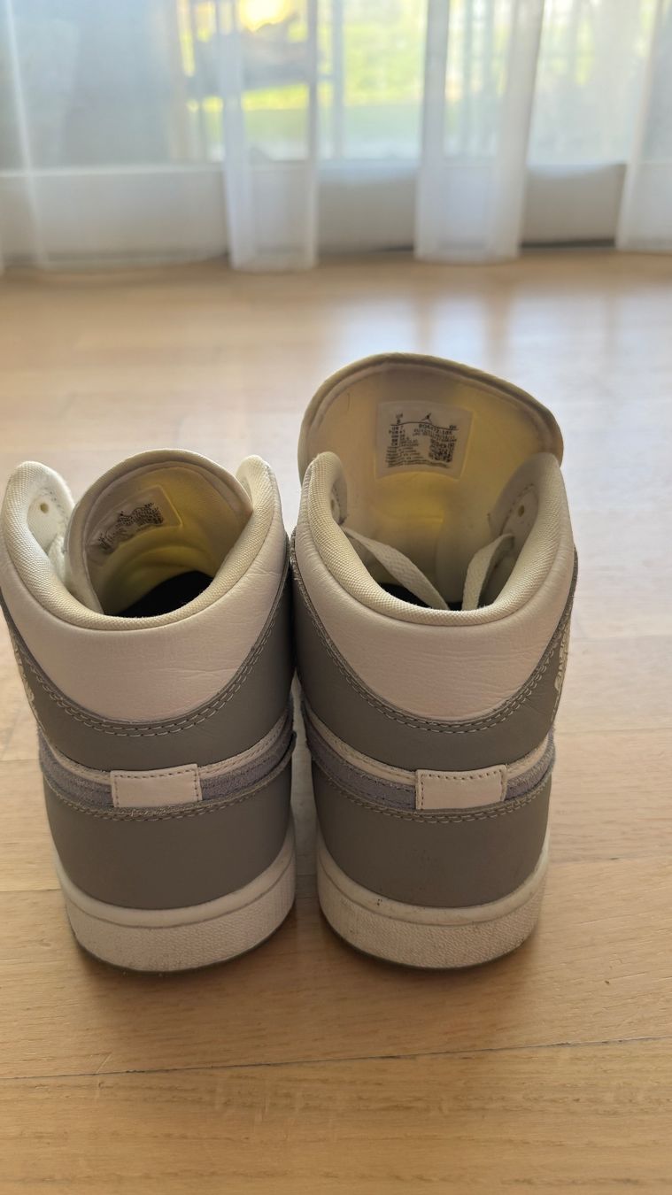 Jordan Herrenschuhe: Jordan Air 1 Mid Grau/Weiss, Gr. 41 – Gebraucht aus Beringen von cnonlloyd 2