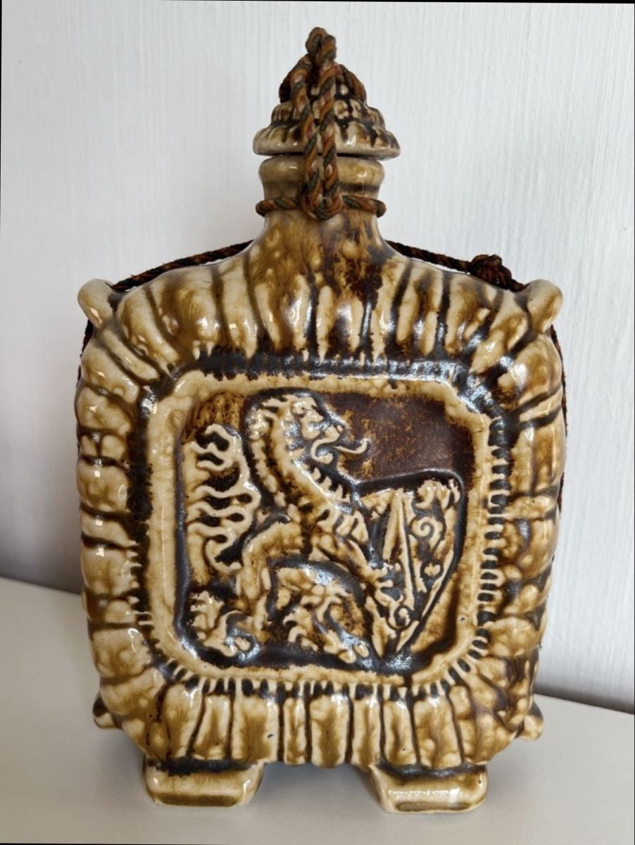 Bottiglie: Kellerfund Steingutflasche Bergkirsch – Usato da Uznach venduto da bike181959 1