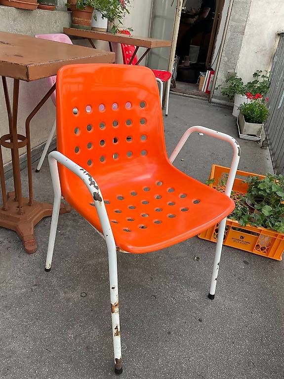 Stühle: Oranger Gartenstuhl Schaffner Bermuda – Gebraucht aus Zürich von tirggelqueen 1