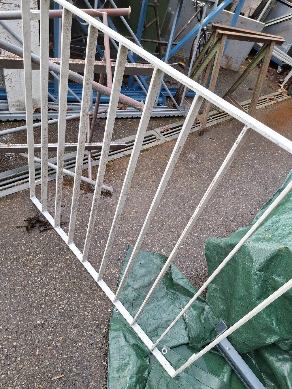 Griglie e Inferriate: Metallzaun/Geländer Fenstergitter – Usato da Grossdietwil venduto da hufi10