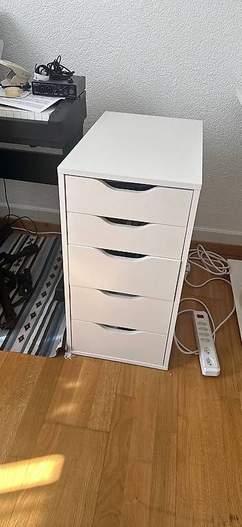Ikea Commodes: IKEA Alex – D'occasion à Bern par Fabz92