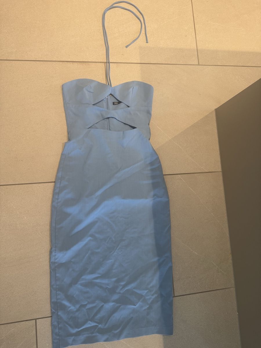 Zara Robes: Kleid hellblau Grösse xs  – D'occasion à Reinach AG par MineD