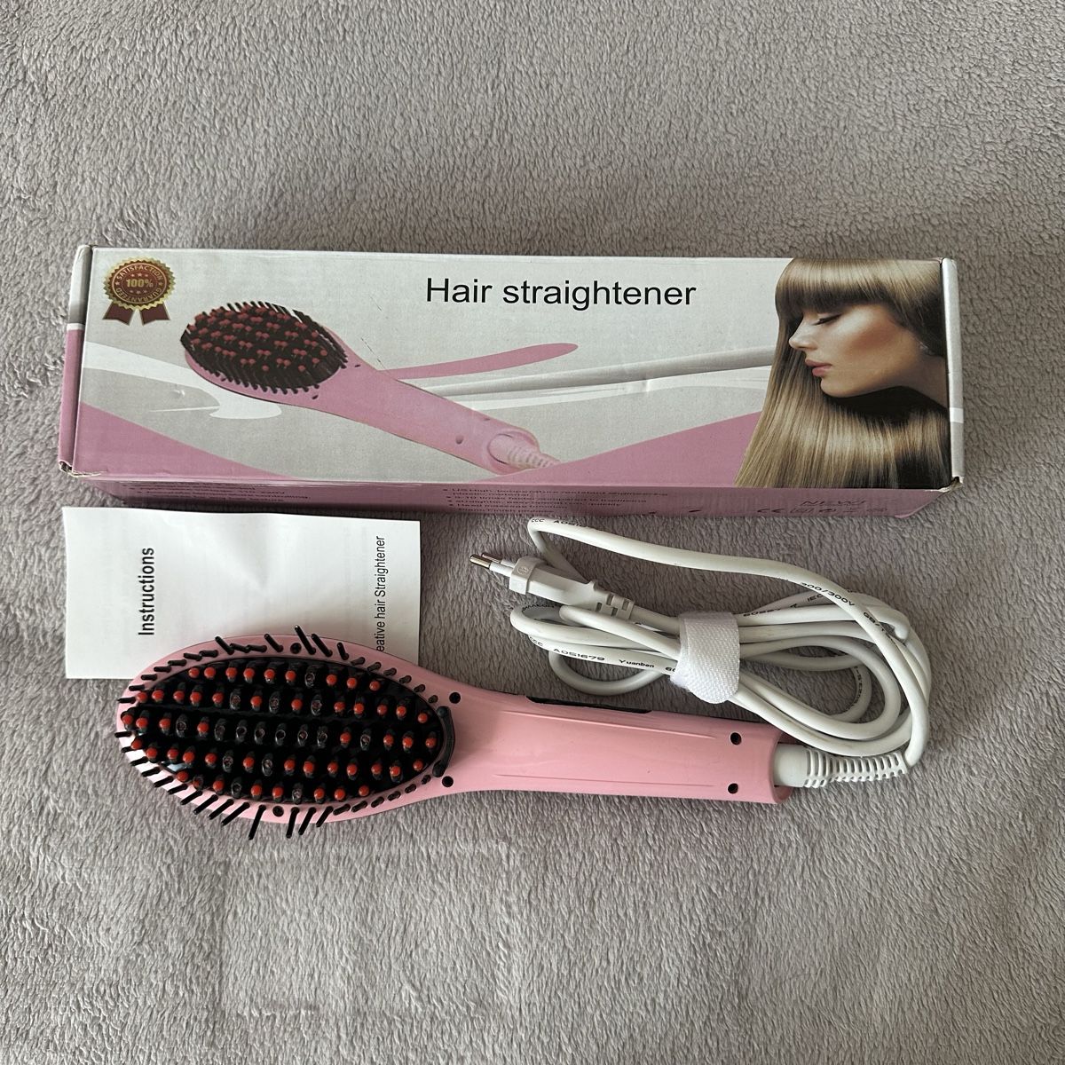 Trisa Autres soins des cheveux: Brosse lissante rose  – D'occasion à Givisiez par dor_xb9k