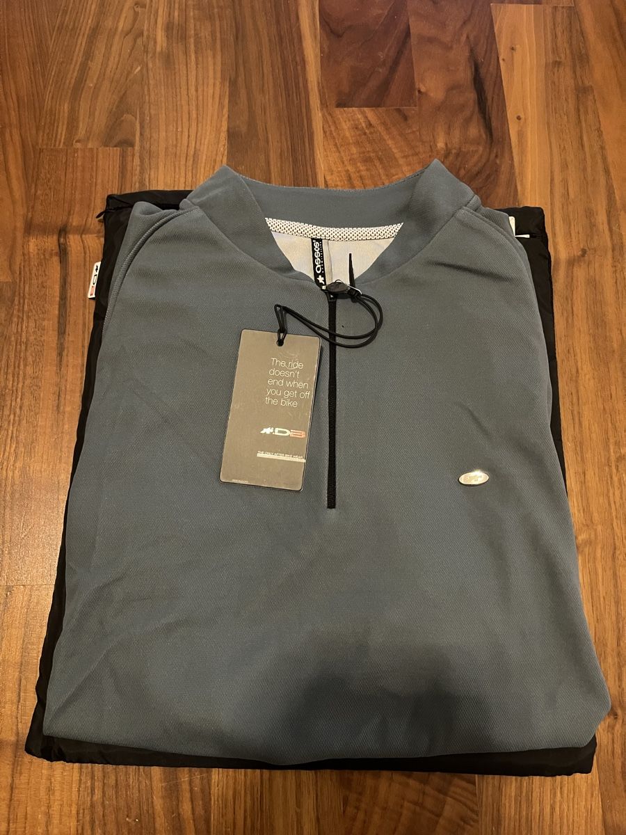 Assos Magliette Polo: ASSOS Activity Polo, NEU, Gr. L – Nuovo e nell'imballaggio originale da Herisau venduto da TomLie 1