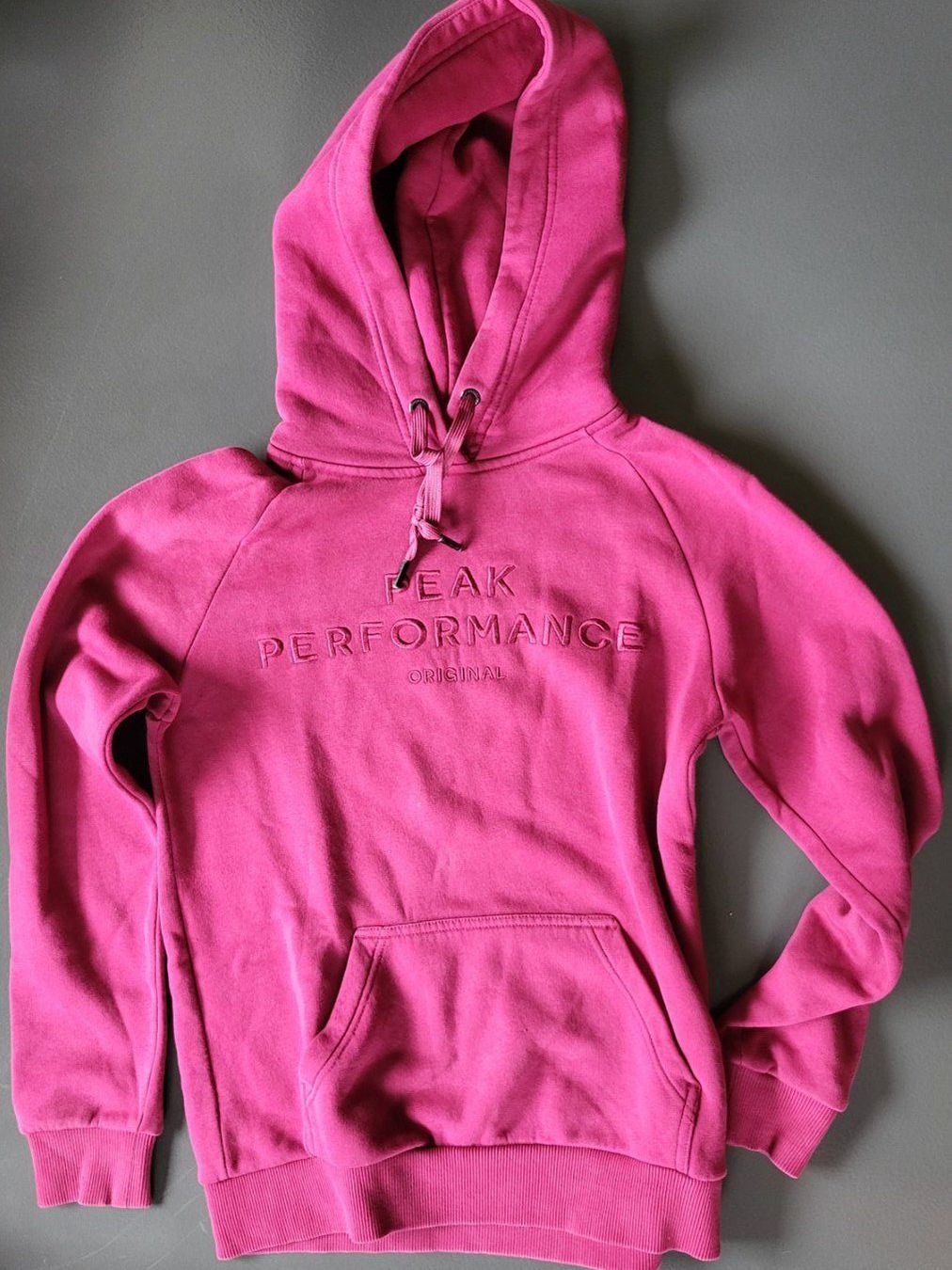 Peak Performance Pullover & Sweatshirts: Hoodie - Kapuzenpulli peak performance S – Gebraucht aus Zürich von Sibetti