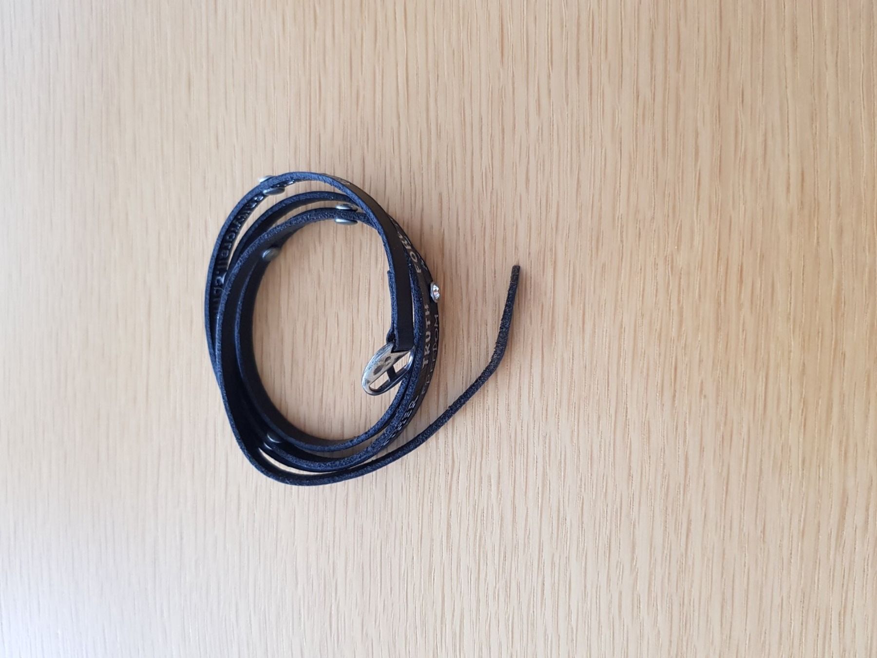 Bracciali & Braccialetti: Spezielles  Lederarmband von PKZ – Usato da Stansstad venduto da leoni66 1