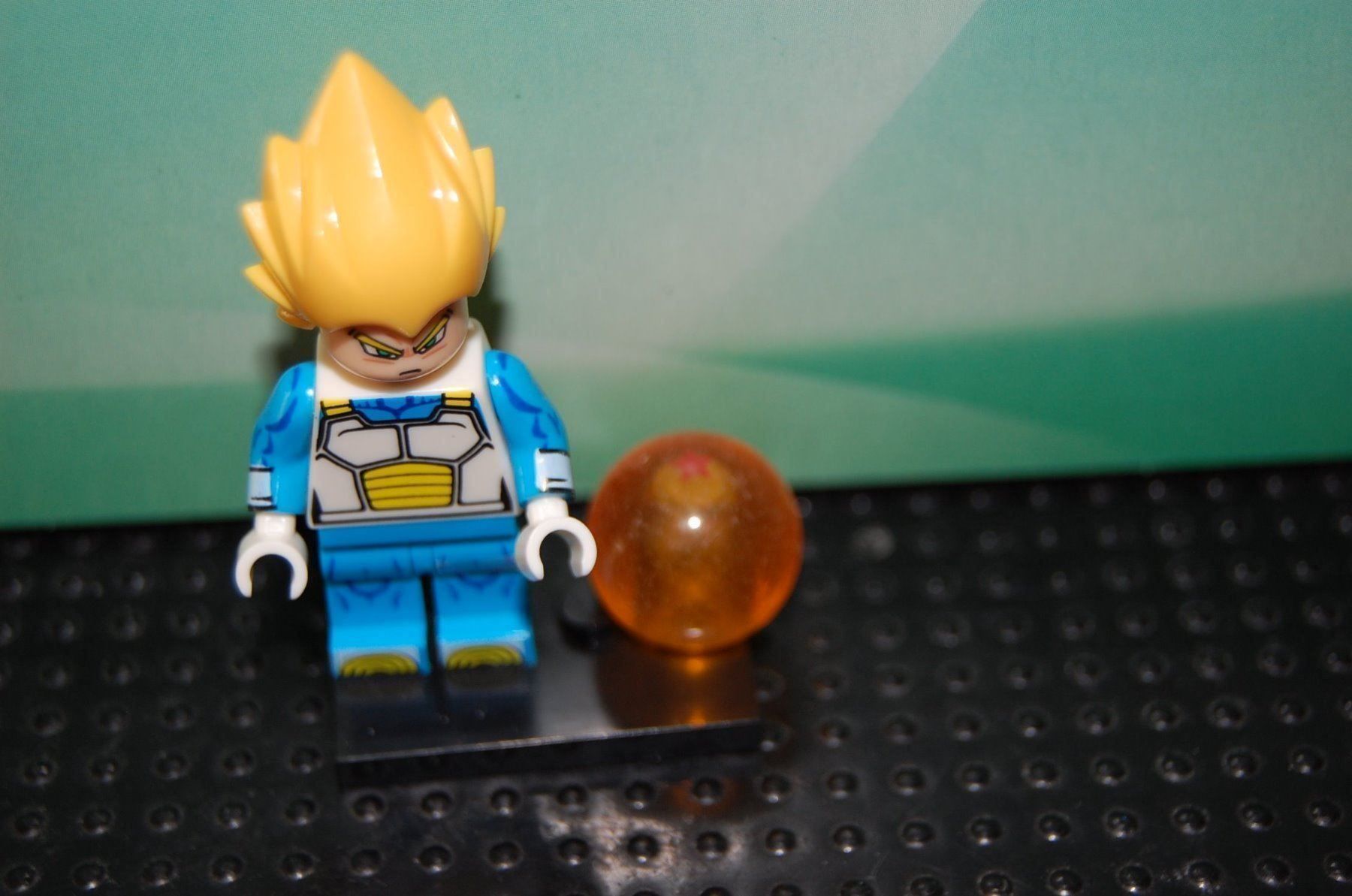 Kit di costruzioni: Dragon Ball Minifigur Vegeta – Usato da Basel venduto da Don-Angel 1