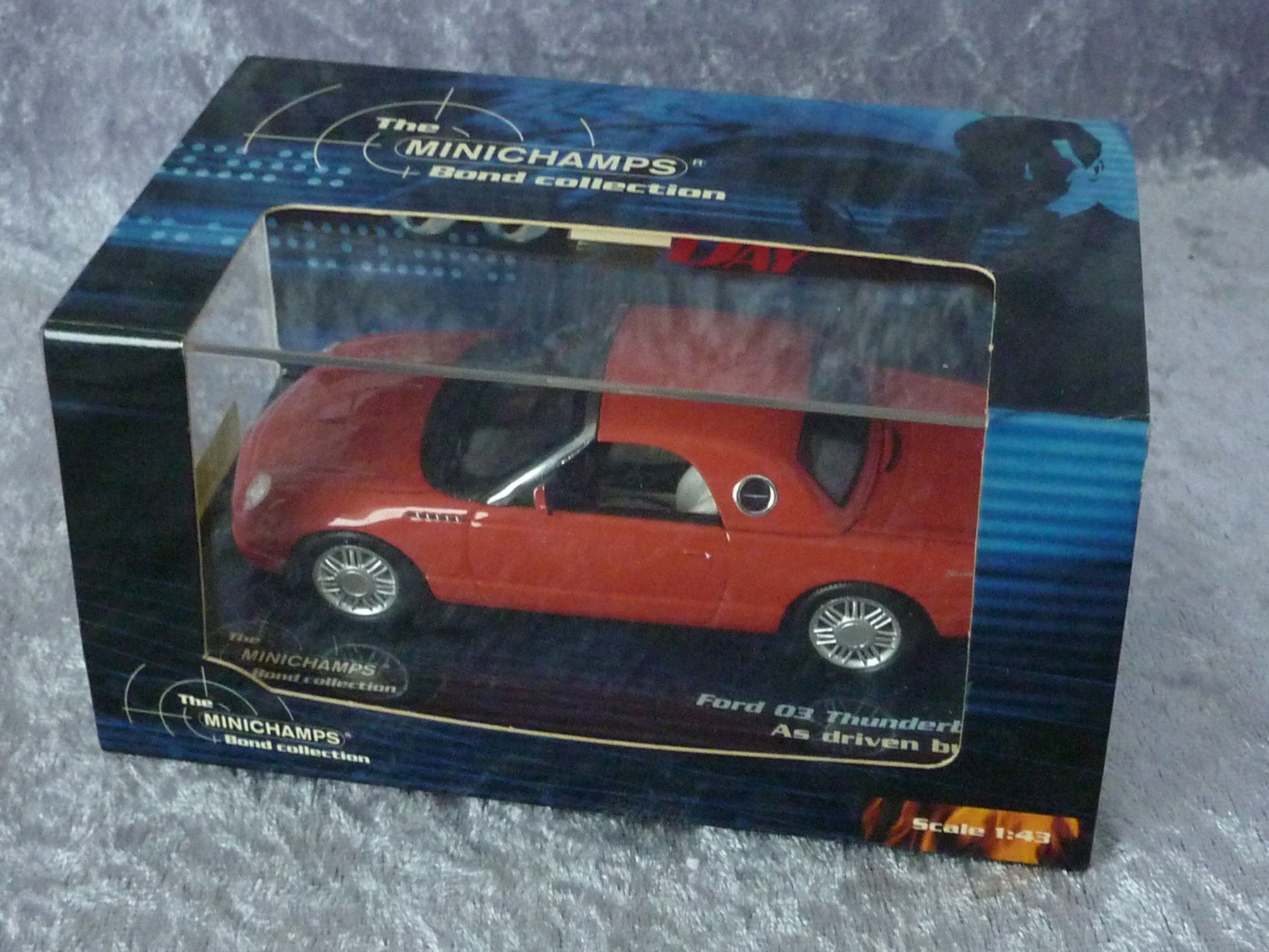 Ford Modellini d'auto: Ford Thunderbird James Bond  1:43 – Nuovo e nell'imballaggio originale da Dürrenäsch venduto da modellautos4you