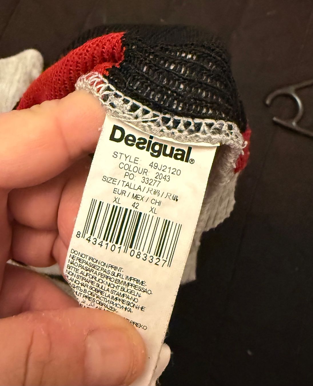 Desigual Maglioni & Felpe: • Desigual Pullover • – Usato da Basel venduto da mendoza13 3