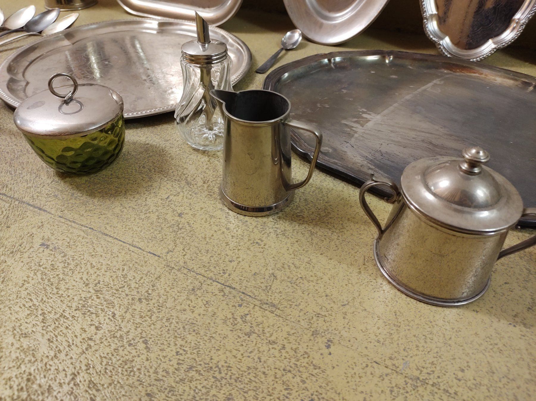 Set di piatti: KAFFE CAFE SERVICE TEE KANNE SILBER – Usato da Lupfig venduto da Womewome 1
