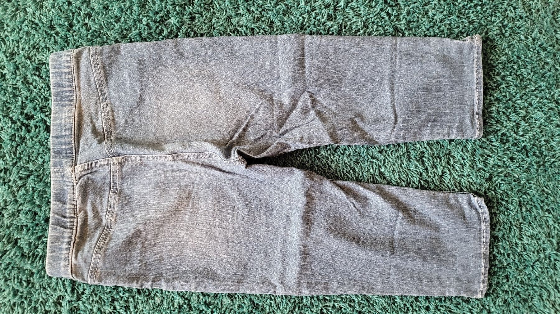H&M Pantaloni: Mädchen Capri Jeans H&M 134 – Usato da Warth venduto da aussieaussie 2