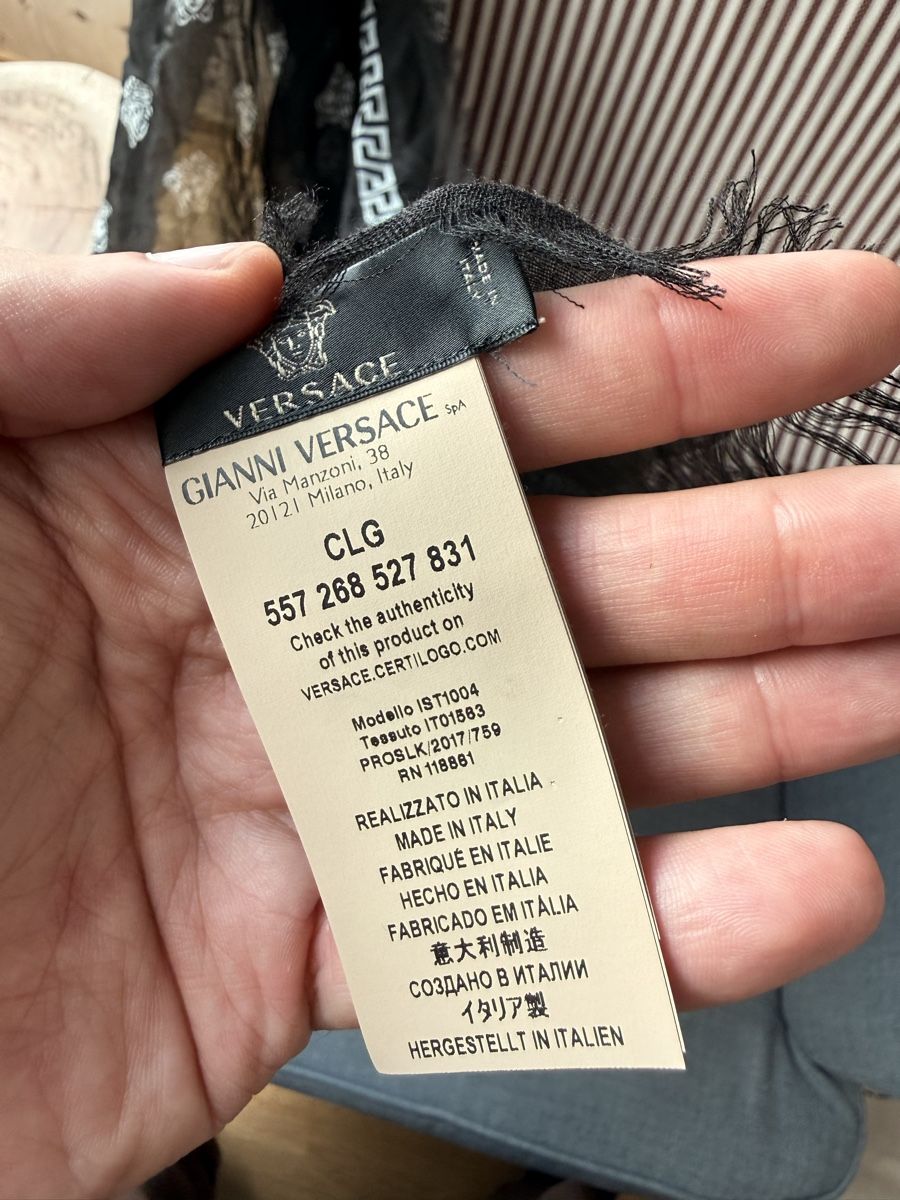 Versace Foulards & écharpes: Versace Halstuch Medusa – D'occasion à Knonau par Danyboy30 2