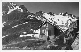 Silenen, Etzlihütte mit Sonnig Wichel