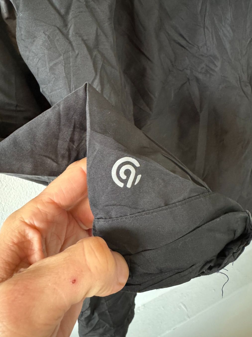 Champion Giacche & Cappotti: Champion jacket men XL boy 16 18 – Usato da Neuchâtel venduto da _Easy_to_Find_ 4