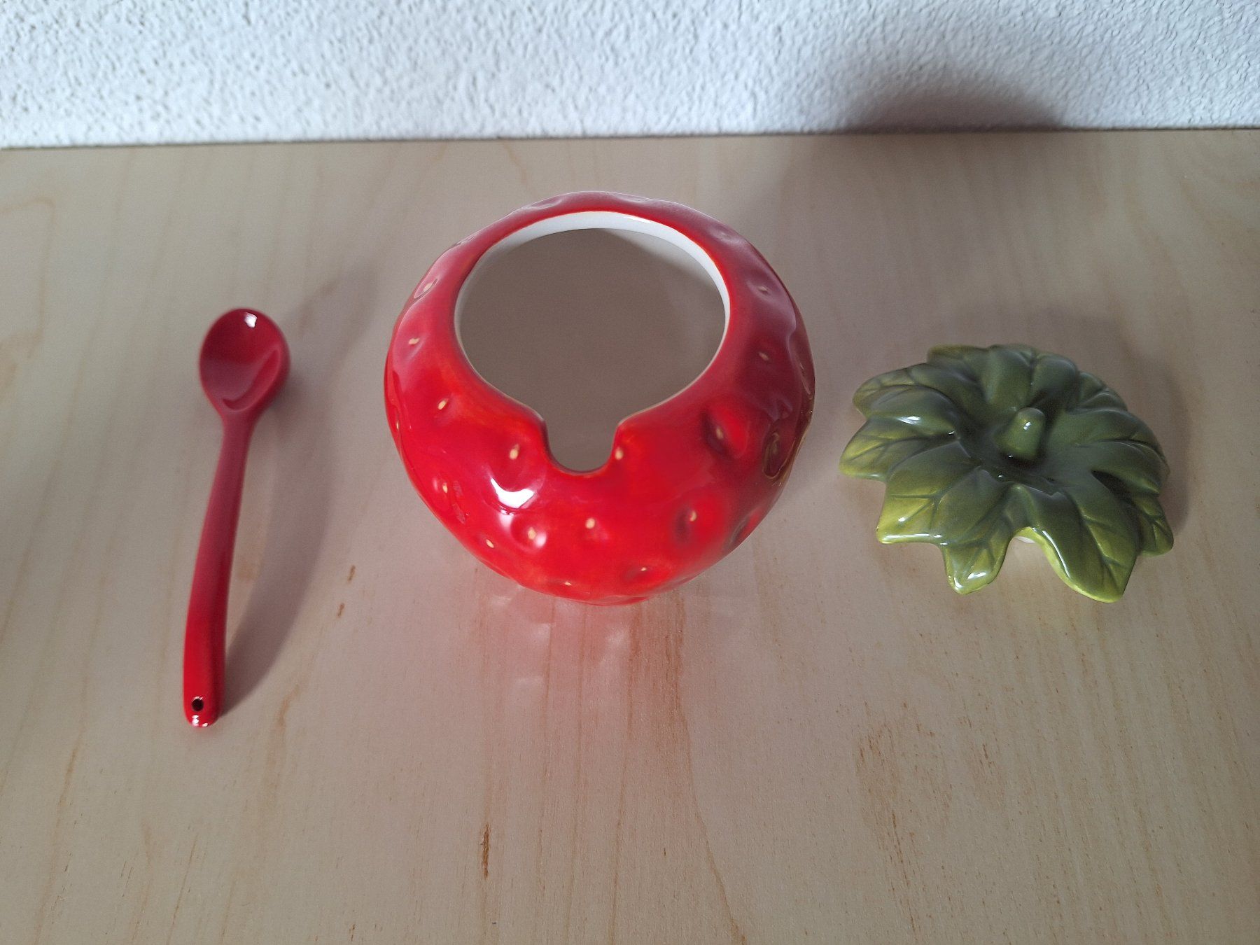 Zuckerdosen: Zucker Schüssel Erdbeere mit Deckel und Löffel – Gebraucht aus Worb von geo_zbd8 5