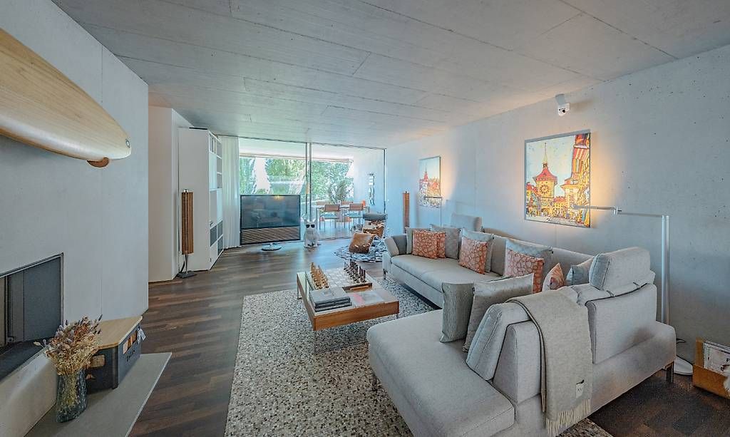 Divani: Hochwertiges Joop Sofa  und BoConcept Tisch mit Staufach – Usato da Oberhofen Thun'see venduto da porsche64 1
