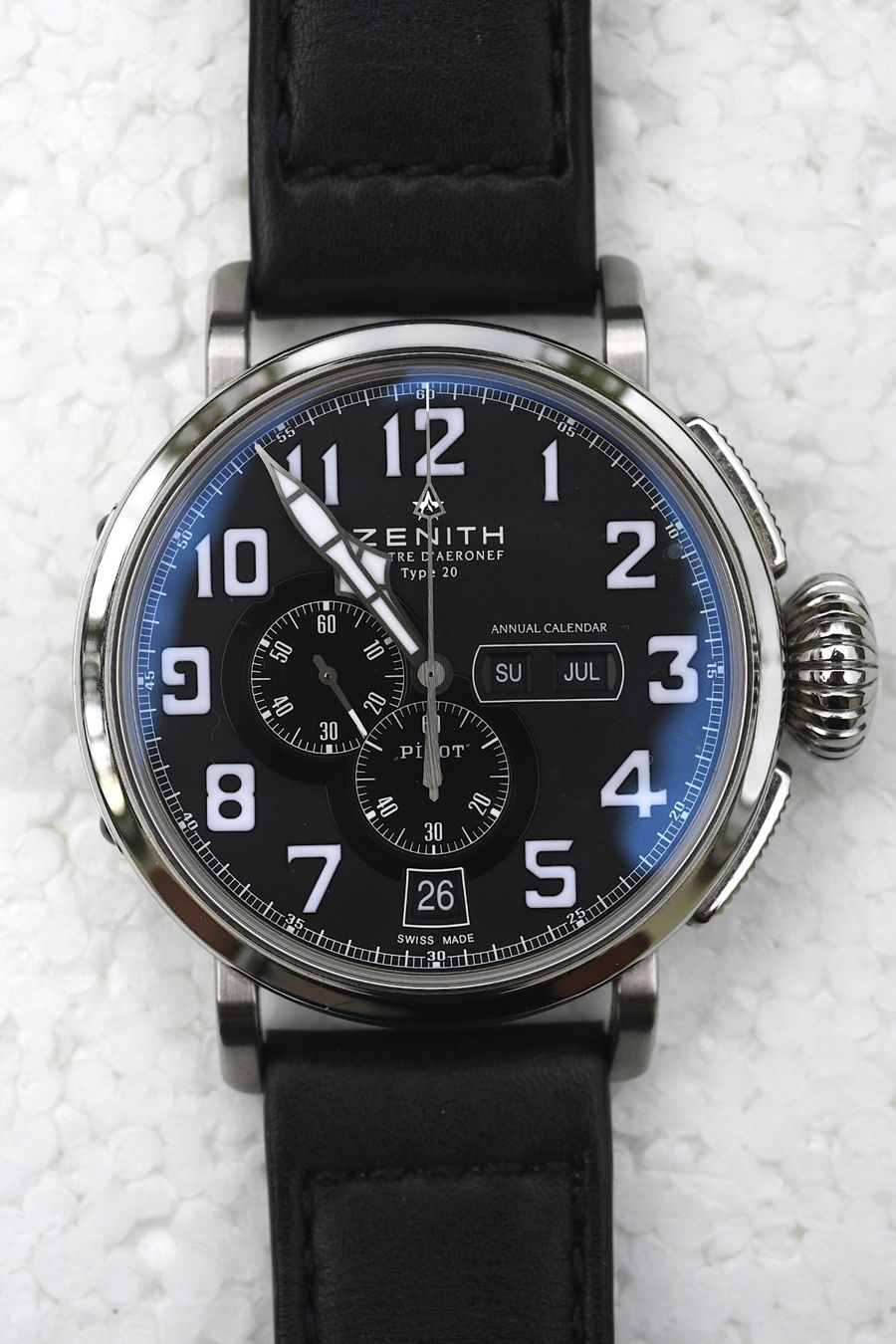 Zenith Montres: Zenith Pilot Type 20 Annual Calendar Chronograph, 2021 – D'occasion à Oberlunkhofen par Redwood