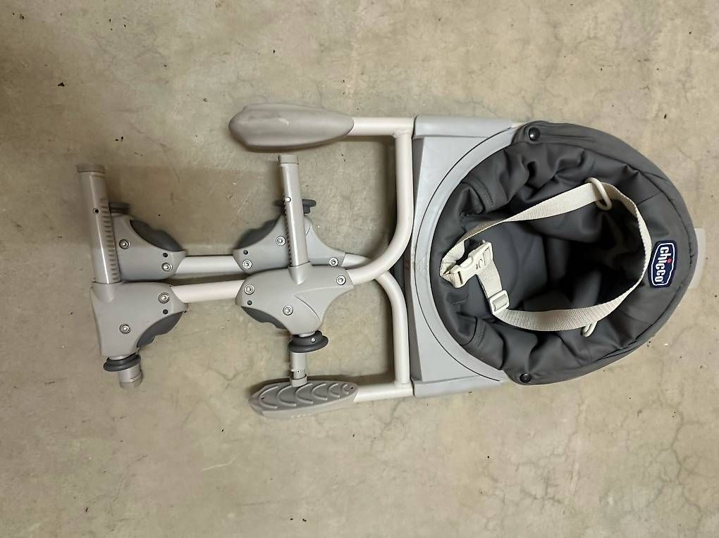 Chicco Seggioloni: Chicco 360* Tischsitz/Hängesitz - grau – Usato da Wagen venduto da mic_p8gt