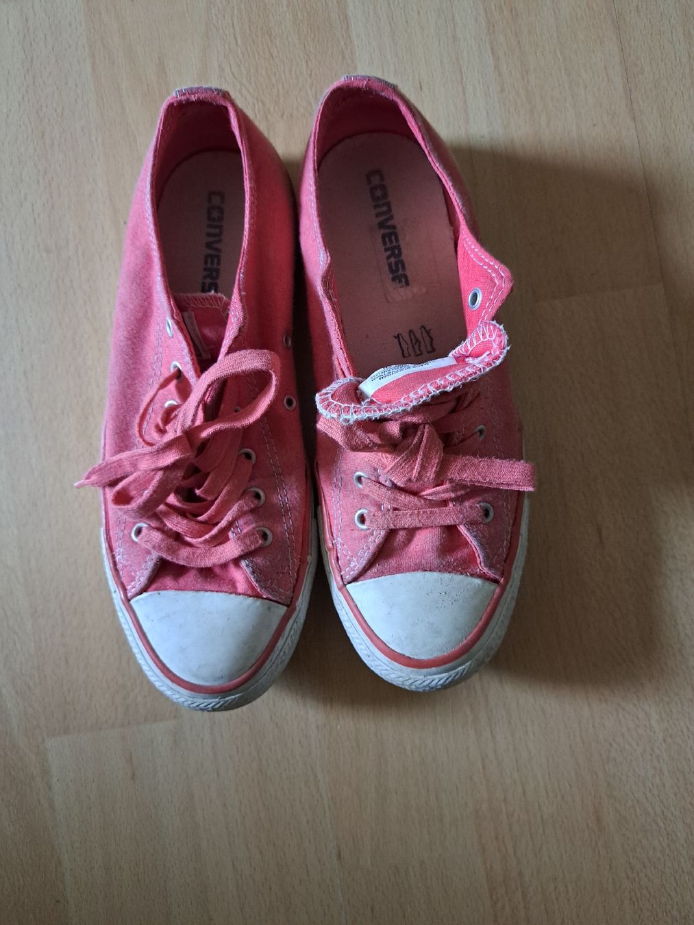 Converse Scarpe da donna: Converse All Star Turnschuhe Gr. 37.5 – Usato da Luzern venduto da Mischabell