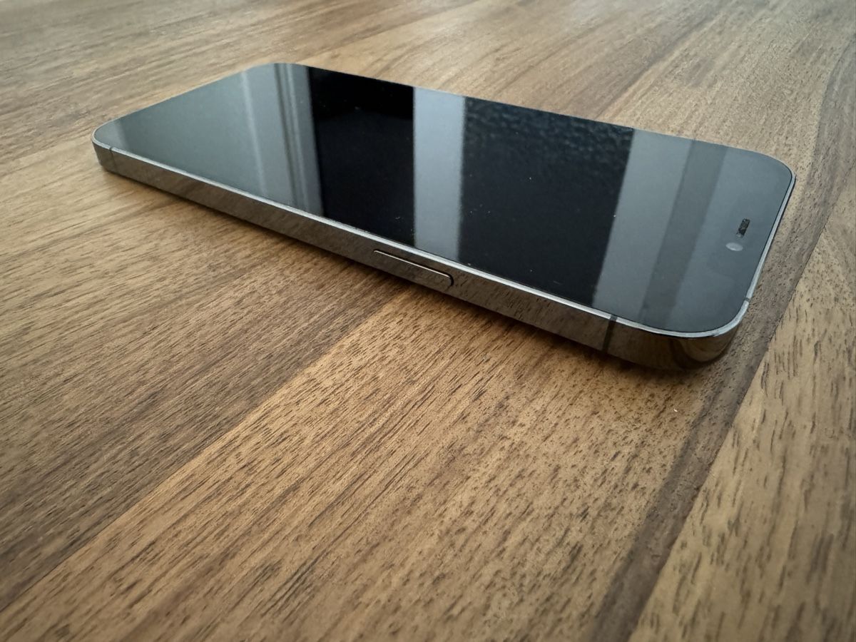 Apple Handys / Smartphones: iPhone 12 Pro Max 128GB graphite – Gebraucht aus Fribourg von