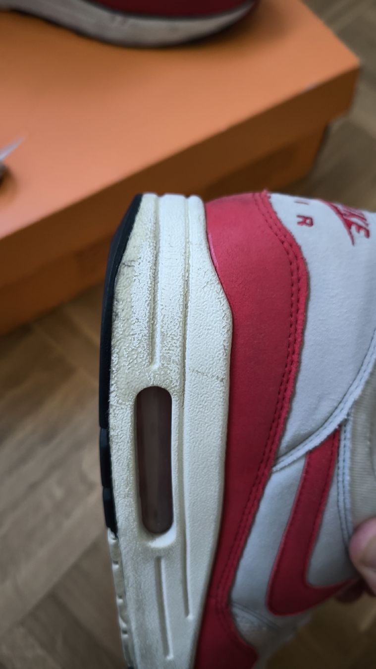 Nike Scarpe da uomo: Nike - Air Max 1 - OG 2012 - EU 42.5 – Usato da St-Prex venduto da Deetouch 9