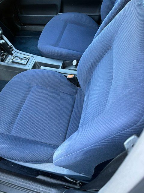 Audi Autos: Audi 80 Limousine hellgrau 1992 85kw – Defekt aus Langnau am Albis von Horgeno3 2
