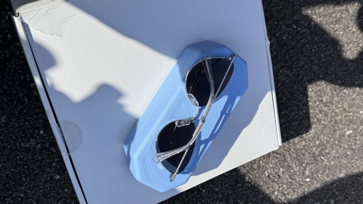 Swarovski Occhiali & Lenti: Summer Shades: Stylish Sunglasses - Silver Frame, Lightly Us – Nuovo e nell'imballaggio originale da Stäfa venduto da Pandorasbox2021 5