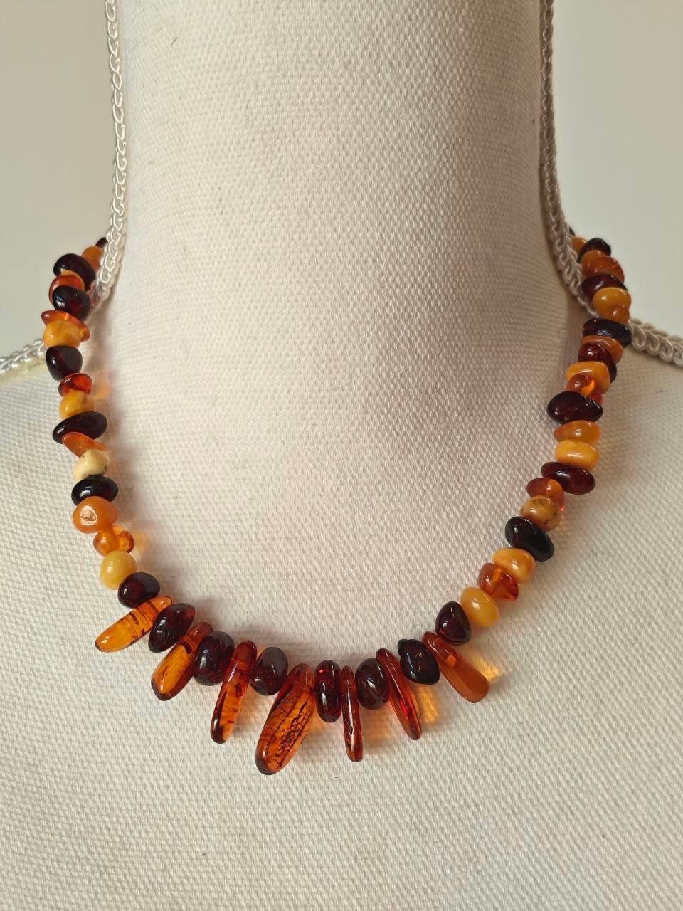 Catenine: ECHTE BERNSTEIN KETTE/COLLIER, 45 cm. LANG – Nuovo (secondo la descrizione) da Weiningen ZH venduto da actera 1
