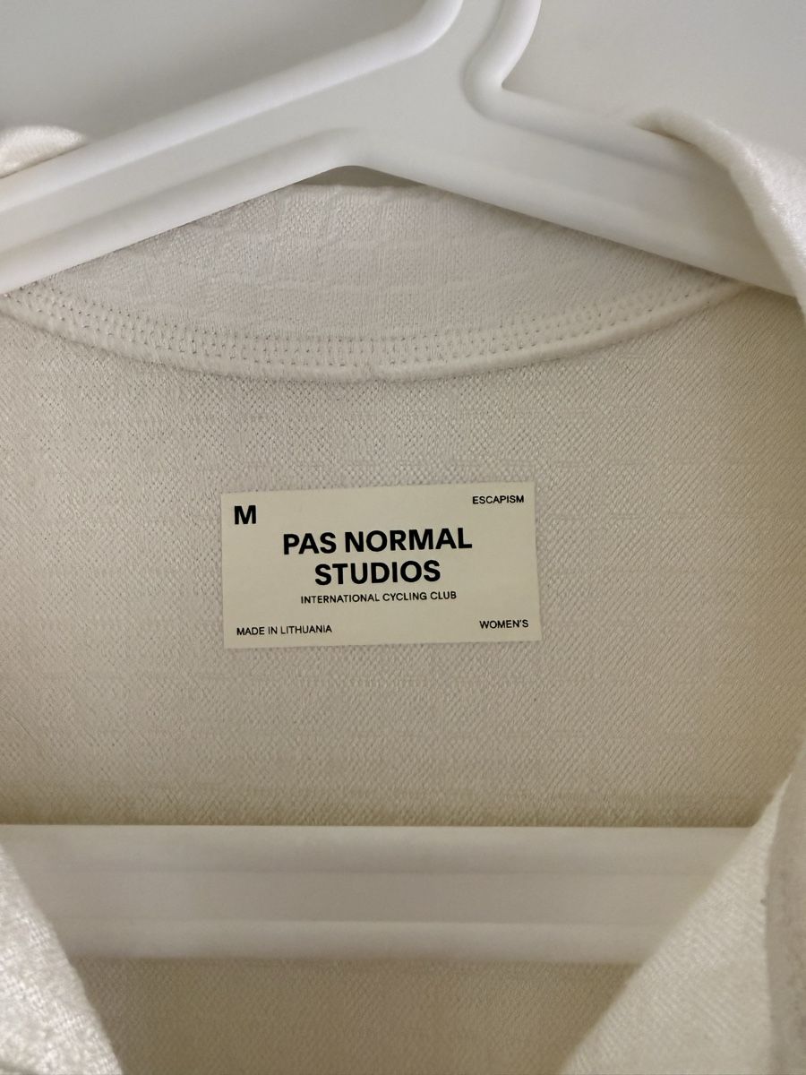 Pas Normal Studios Canottiere & Pantaloni: Maillot cyclisme PAS NORMAL STUDIOS  – Nuovo (secondo la descrizione) da Sugiez venduto da Mlle_Bakets 1