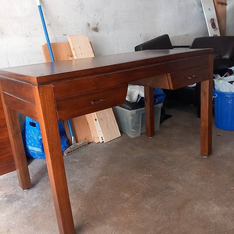 Scrivanie: Petit bureau style colonial – Usato da Lausanne venduto da mth01 2