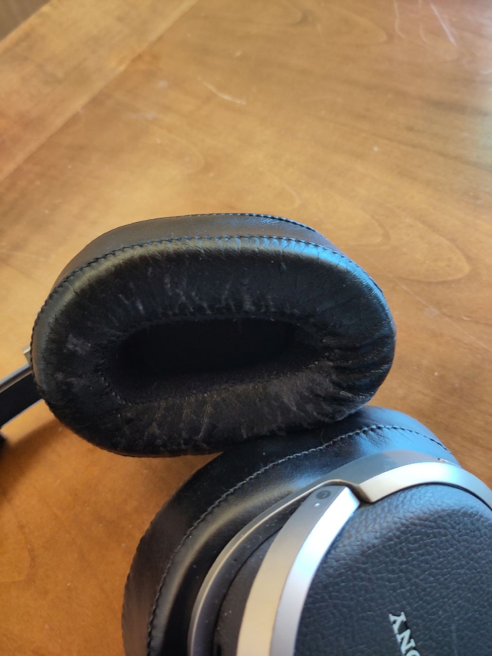 Sony Casques audio: Sony DP-HW700 – D'occasion à Le Sépey par Ventach 5