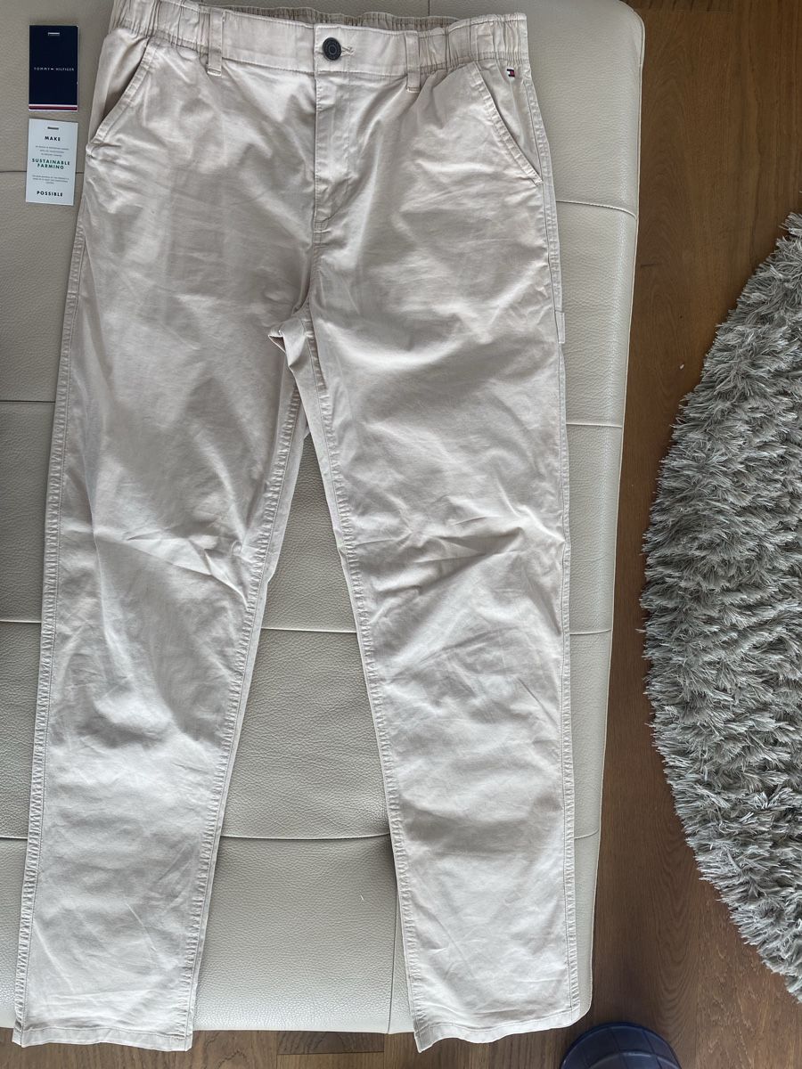 Tommy Hilfiger Pantaloni: Tommy Hilfiger Hose beige Gr. 176/16 – Nuovo (secondo la descrizione) da Meggen venduto da 6003Luzern