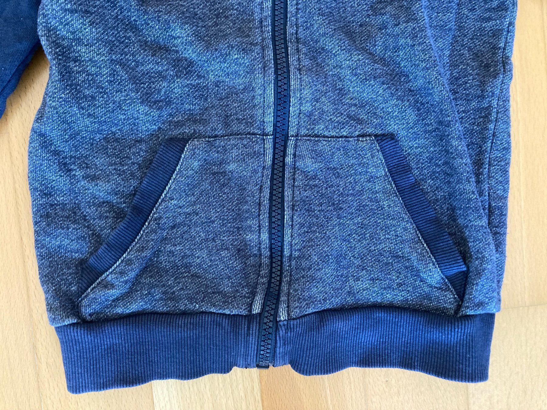 Maglioni & Felpe: Kapuzenpullover "Charles Vögele" – Usato da Muttenz venduto da Juvenile33 2
