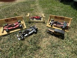 Collection 5 voitures miniatures Burago F1 et classique Bon