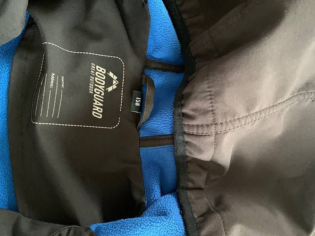 Giacche & Cappotti: Softshelljacke schwarz Größe 158 – Usato da Löhningen venduto da Divemisli 1