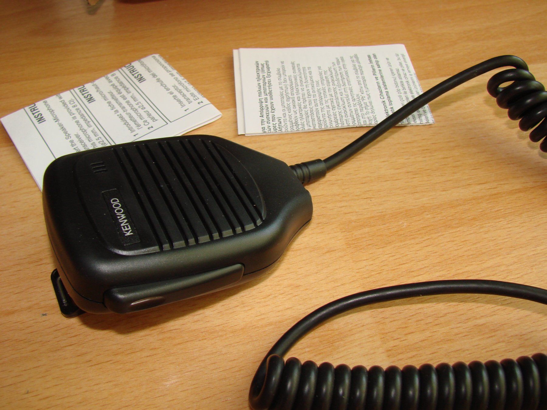 Kenwood Radiocomunicazione: Kenwood KMC-21A Mikrofon – Nuovo e nell'imballaggio originale da Niederuzwil venduto da Rade 3