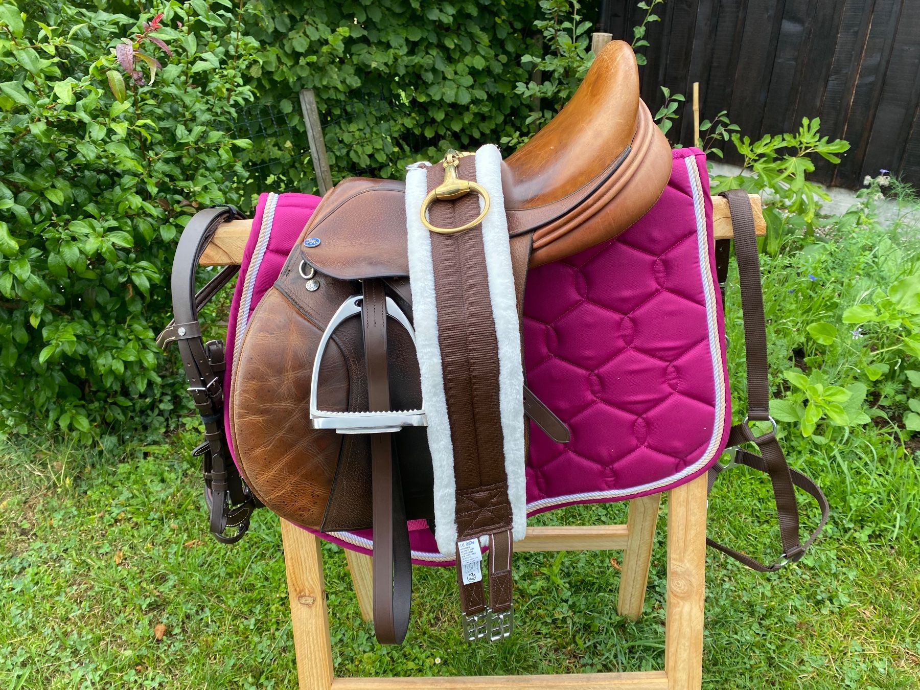 Selle & Accessori: schöner Frank Baines Vielseitigkeitssattel – Usato da Feldbach venduto da Fea1