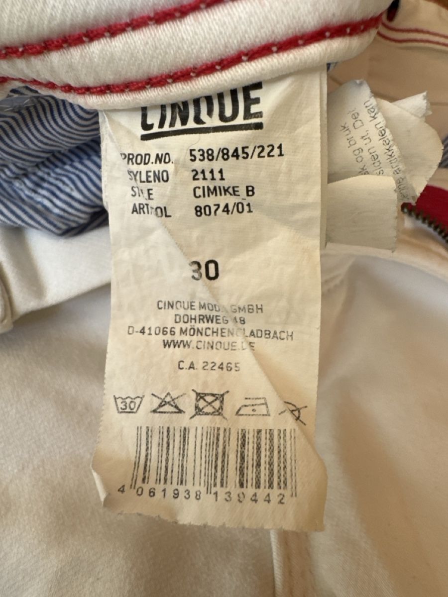 Cinque Hosen: Cinque kurze Hose weiss Gr. 30 – Gebraucht aus Mauren von ducducturi 2