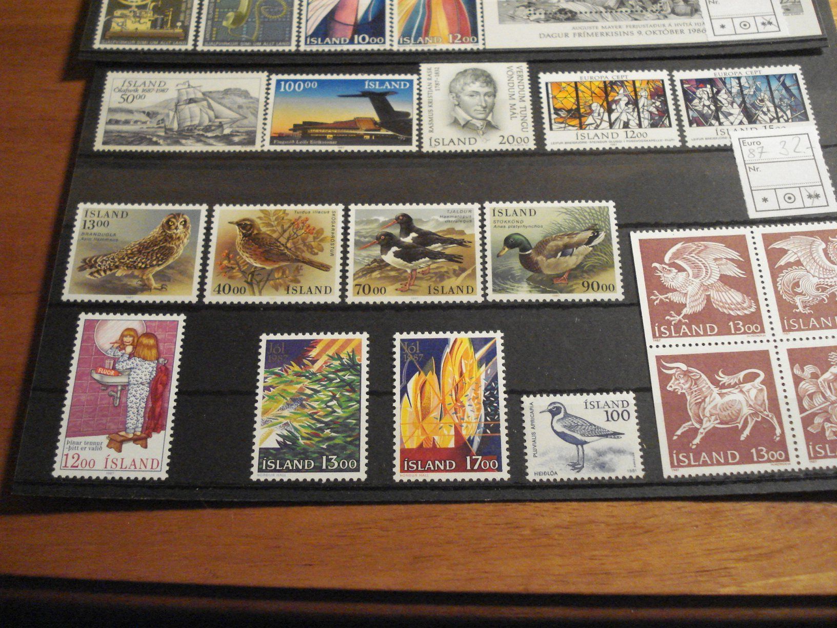 Tutti i francobolli: 2 Steckkarten Island ** 1986/1987 – Usato da Niederwil AG venduto da morostahu 2
