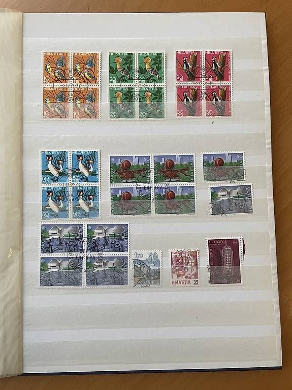 Tutti i francobolli: Albums de timbres de collection  – Usato da Genève venduto da Nico_27 1