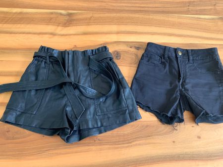 American Eagle Hotpants Gr. 0 (XXS) Ledershorts Paperback XS