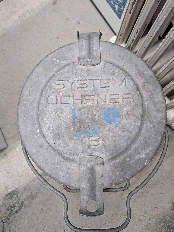 Cestini per rifiuti: Original Ochsner-Kehrrichtkübel – Usato da Ittigen venduto da and_cd75 1