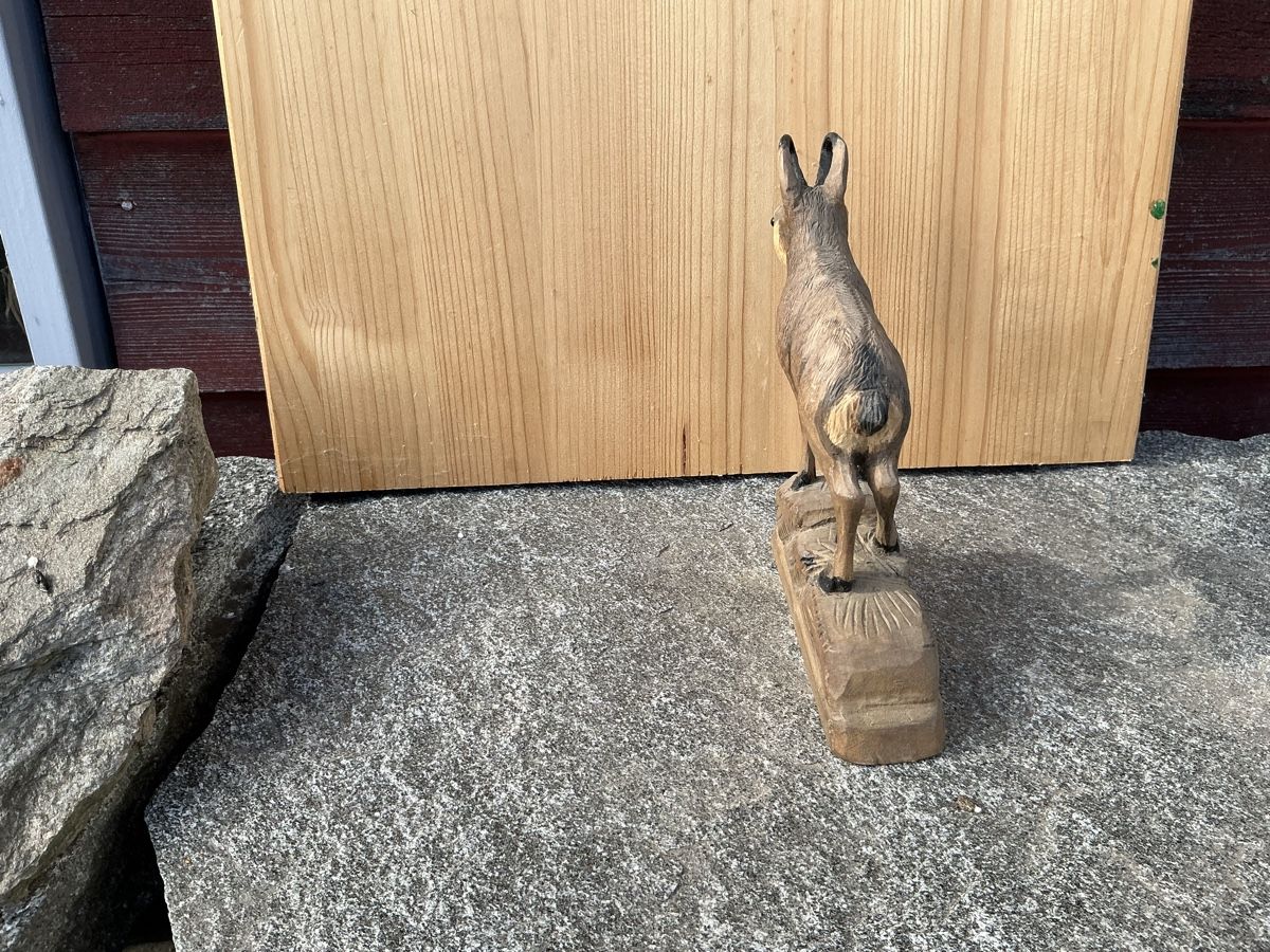 Statuette: Gemse geschnitzt Brienz ab Fr. 1.— – Usato da Lenzburg venduto da Boelli-Frau 2
