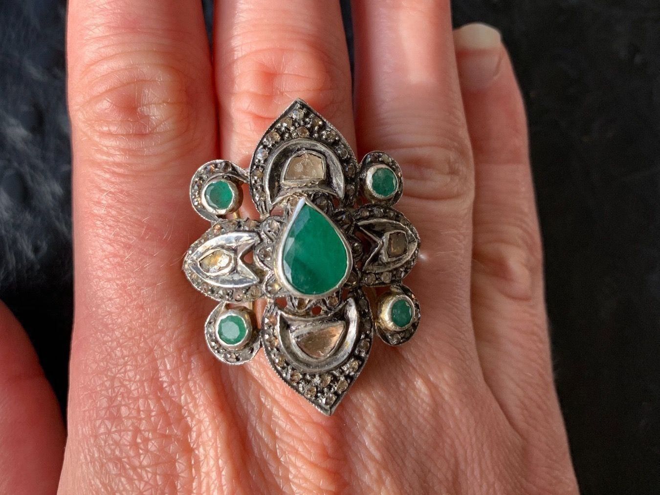 Ringe: Grosser Ring Silber mit Smaragd und Diamanten – Gebraucht aus Birsfelden von Exclusivity 5