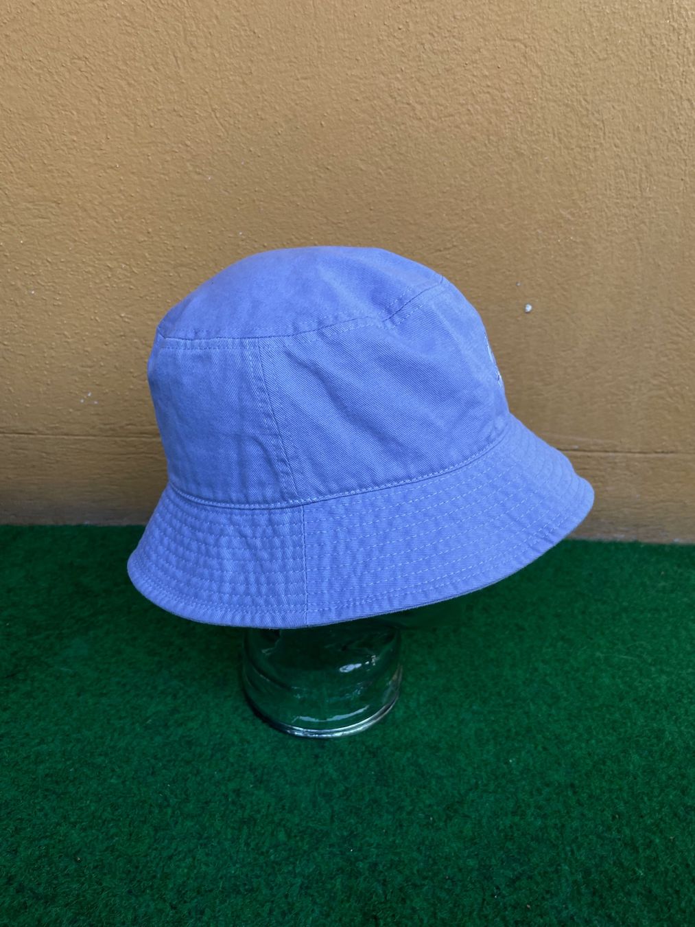 Kangol Copricapi, berretti & cappellini: Kangol Lila Hut – Usato da Zürich venduto da le_souk 3