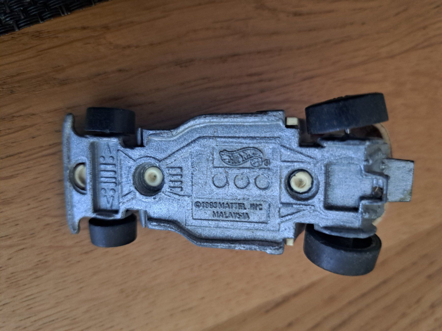 Hot Wheels Modellini d'auto: Custom Hot Rod Käfer Hot Wheels – Usato da Emmenbrücke venduto da bikesandmore75 4