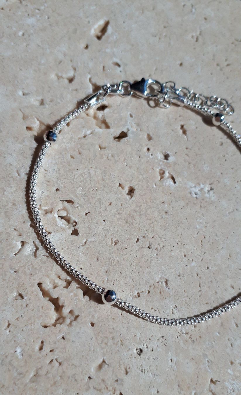 Armbänder & -reifen: Neu, Silberarmband mit Kügelchen – Neu und originalverpackt aus Richterswil von Viorella 1